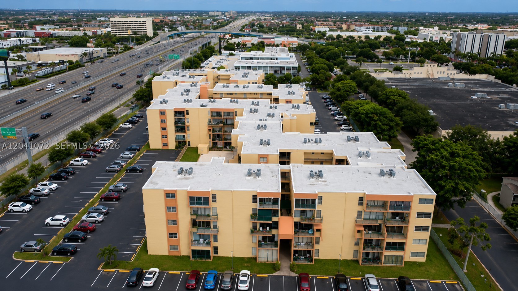 TOWERS OF WESTLAND CONDO - Residential