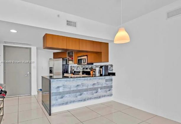 OPERA TOWER CONDO - Residential Lease