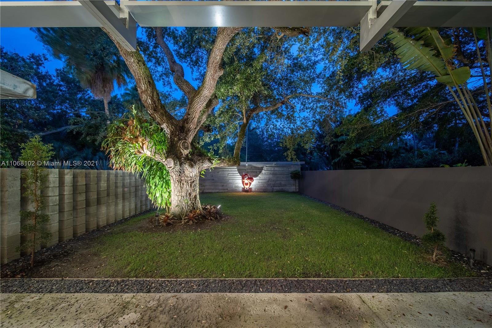 Pinecrest - Residential