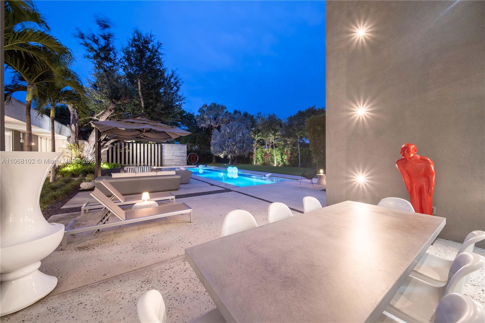 Pinecrest - Residential