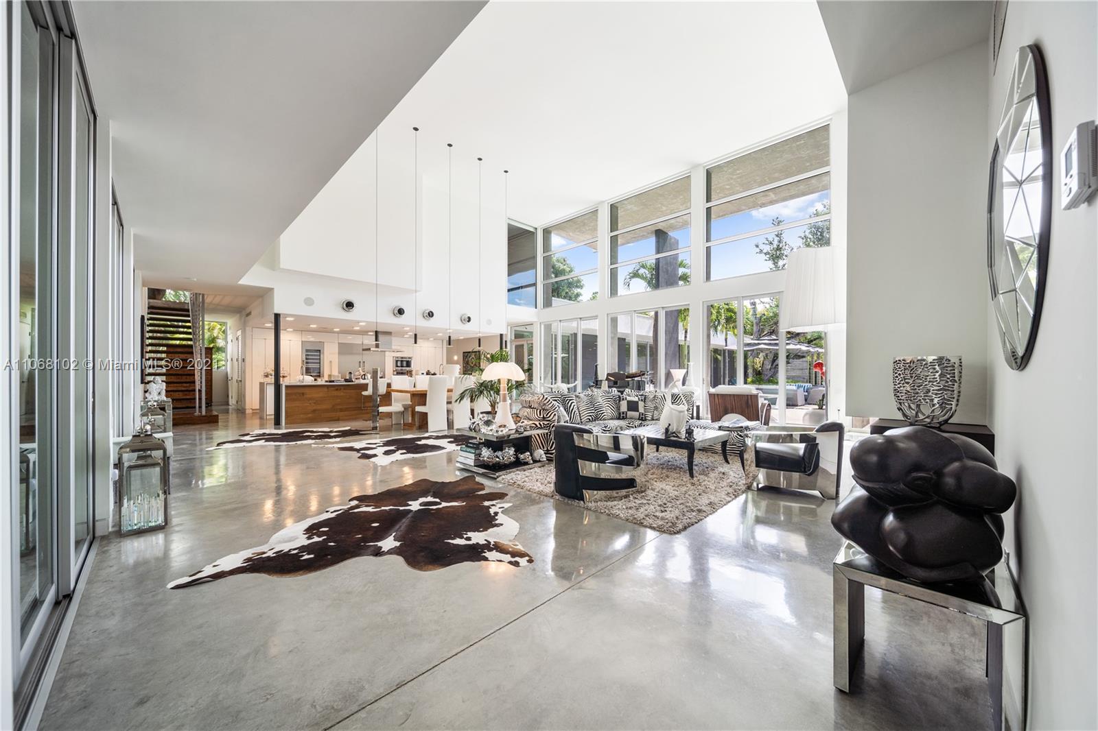 Pinecrest - Residential