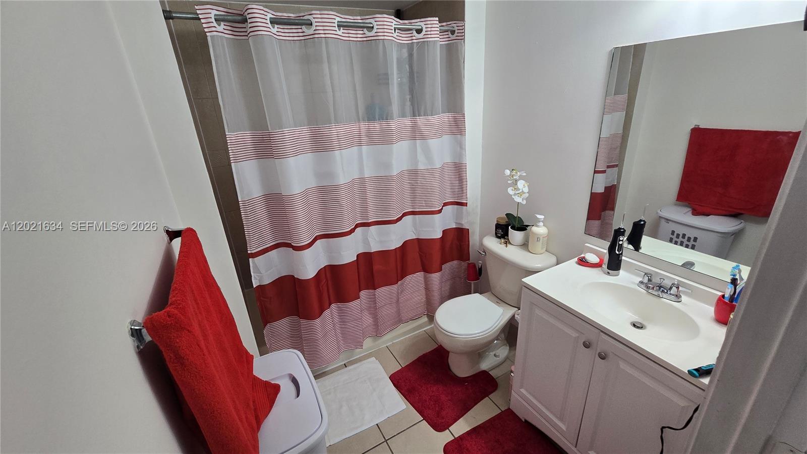 PARADISE POINTE CONDO - Residential