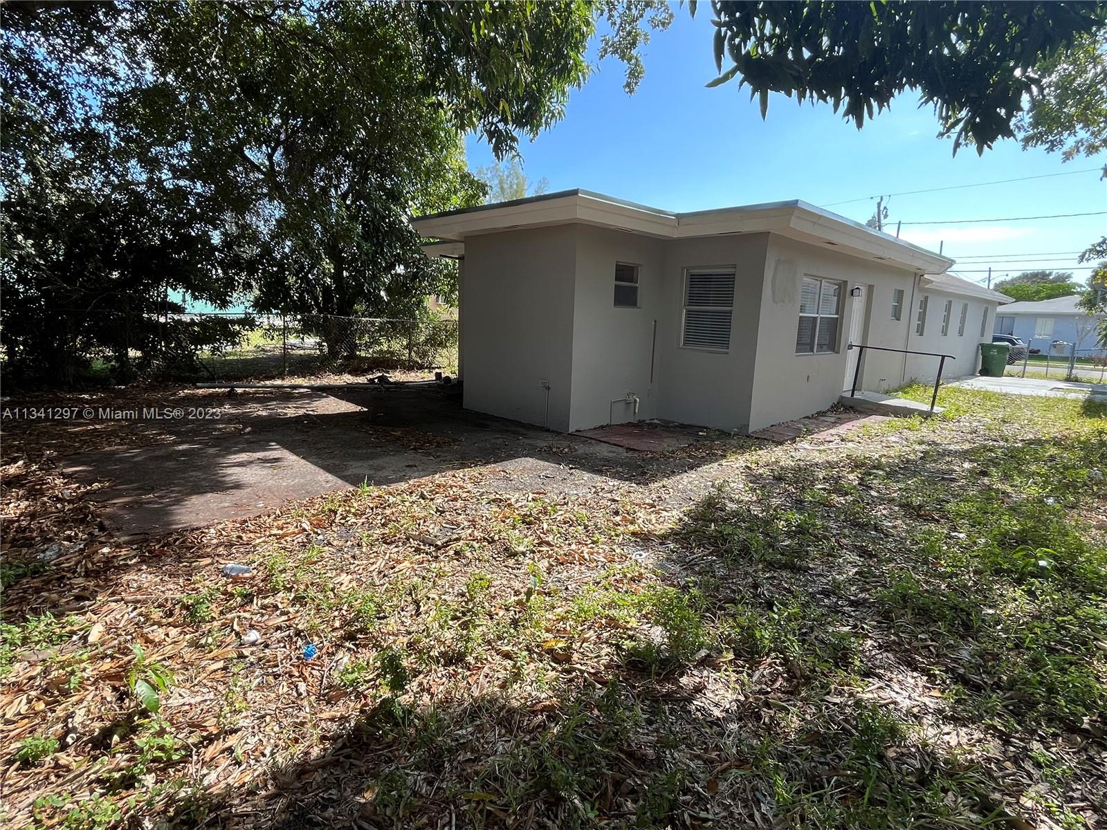 LINCOLN PARK REPLAT - Residential