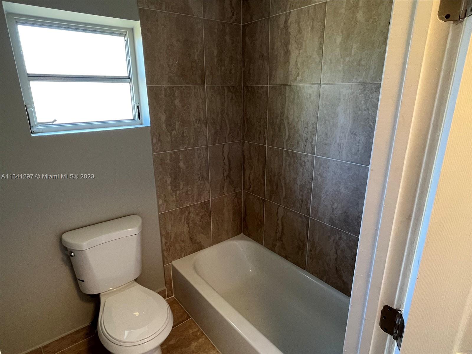 LINCOLN PARK REPLAT - Residential