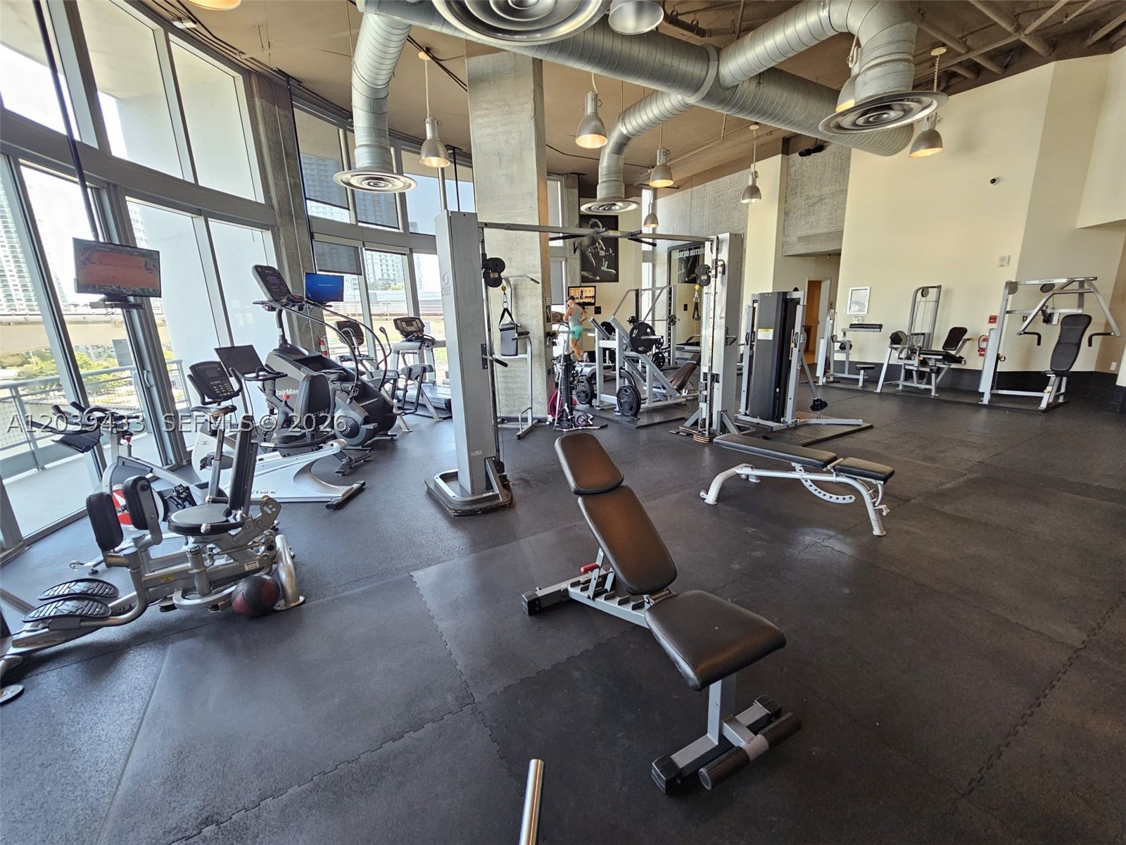 NEO VERTIKA CONDO - Residential Lease