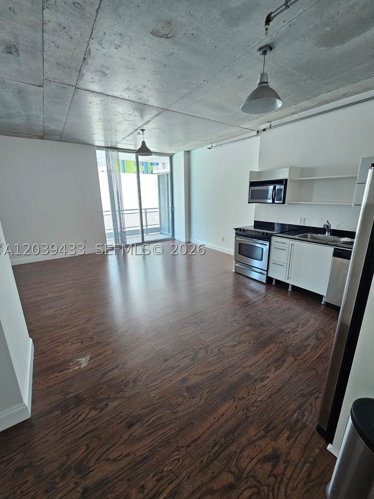 NEO VERTIKA CONDO - Residential Lease