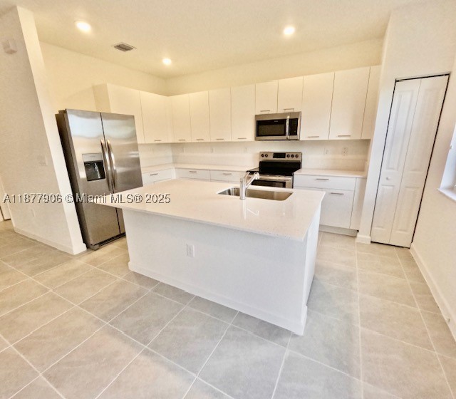 Dont miss the opportunity to live in this Beautiful Tonwhouse...Westview Community of New Single Family Homes. Spacious open concept twostory Townhouse combining kitchen, dining room; large living room to promote a perfect daily family life.Fenced backyard, Garage, and space for 2 more cars with Total of 3 bethrooms, great Master Bedroom with a Spa-inspired bath and large walk-in closet. Two Secondary Bedrooms with access to an adjacent Full Size Bath, Washer and dryer in the unit. ***One of the largest layouts in the community***