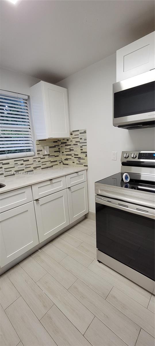 ST JAMES PARK DELMAR - Residential Lease