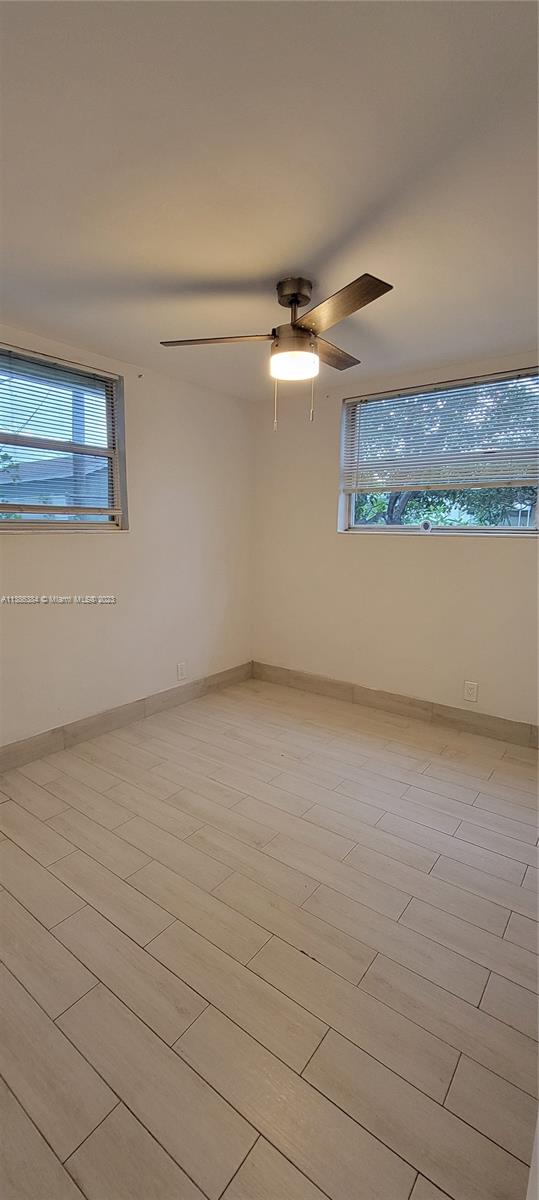 ST JAMES PARK DELMAR - Residential Lease