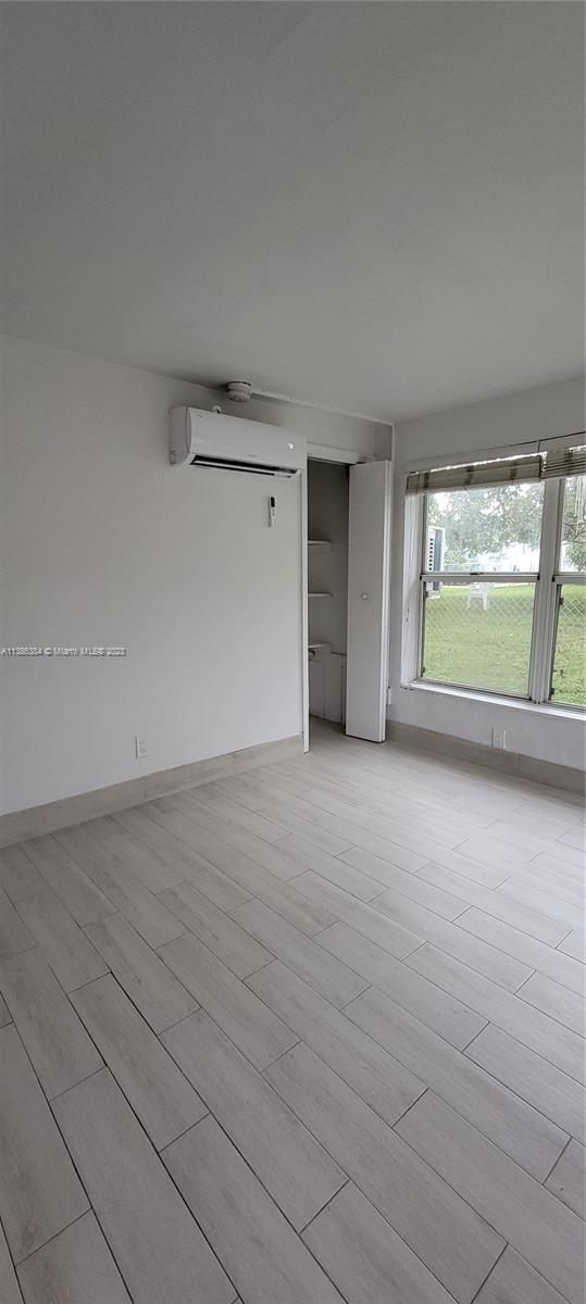 ST JAMES PARK DELMAR - Residential Lease
