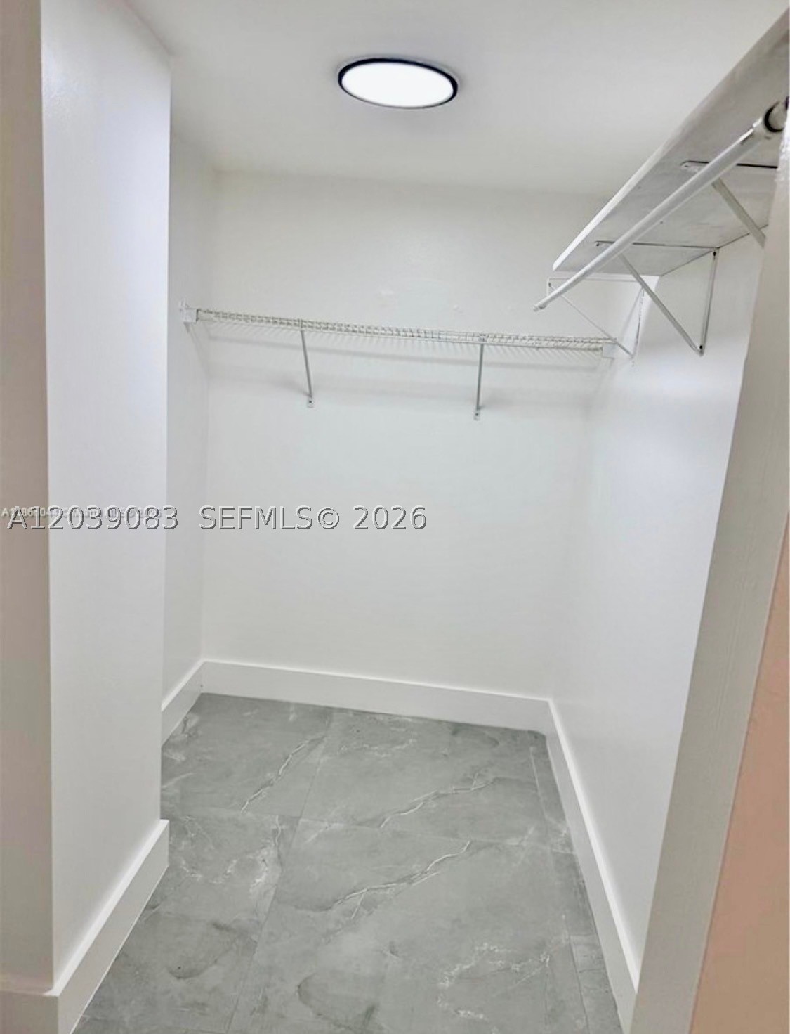 PLAZA OF AMERICAS CONDO P - Residential