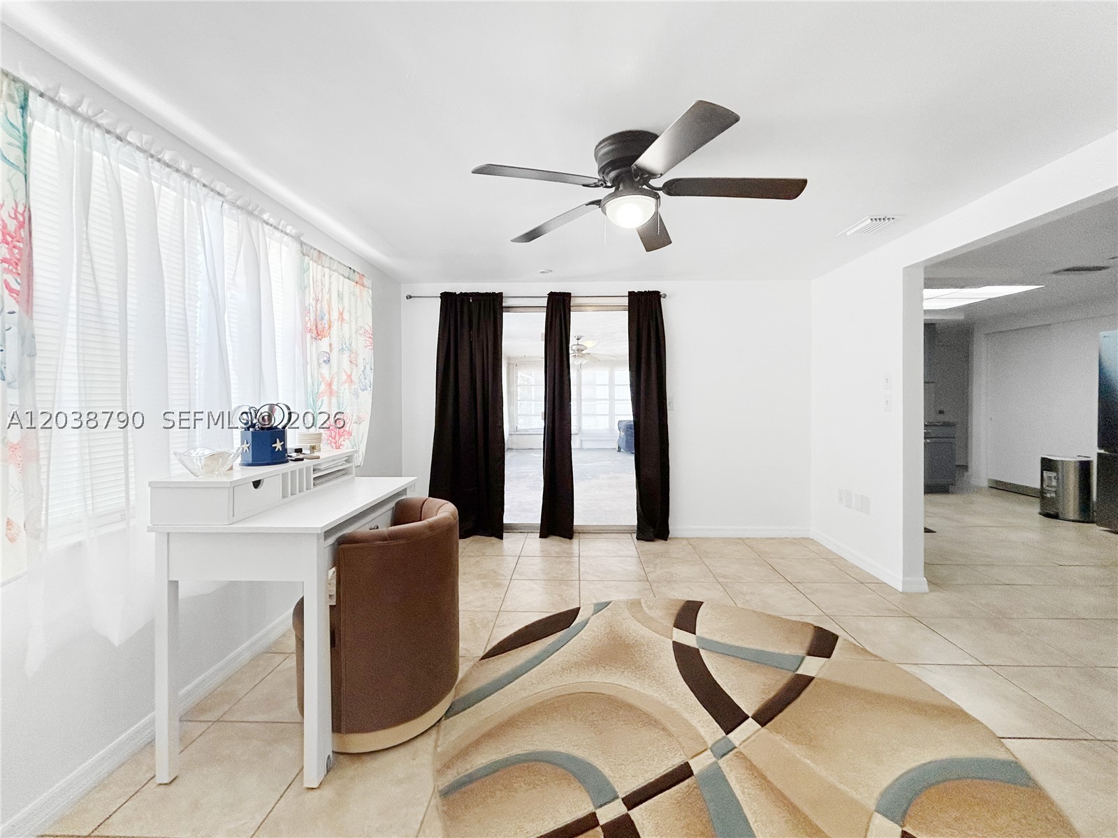 EMBASSY HILLS - Residential