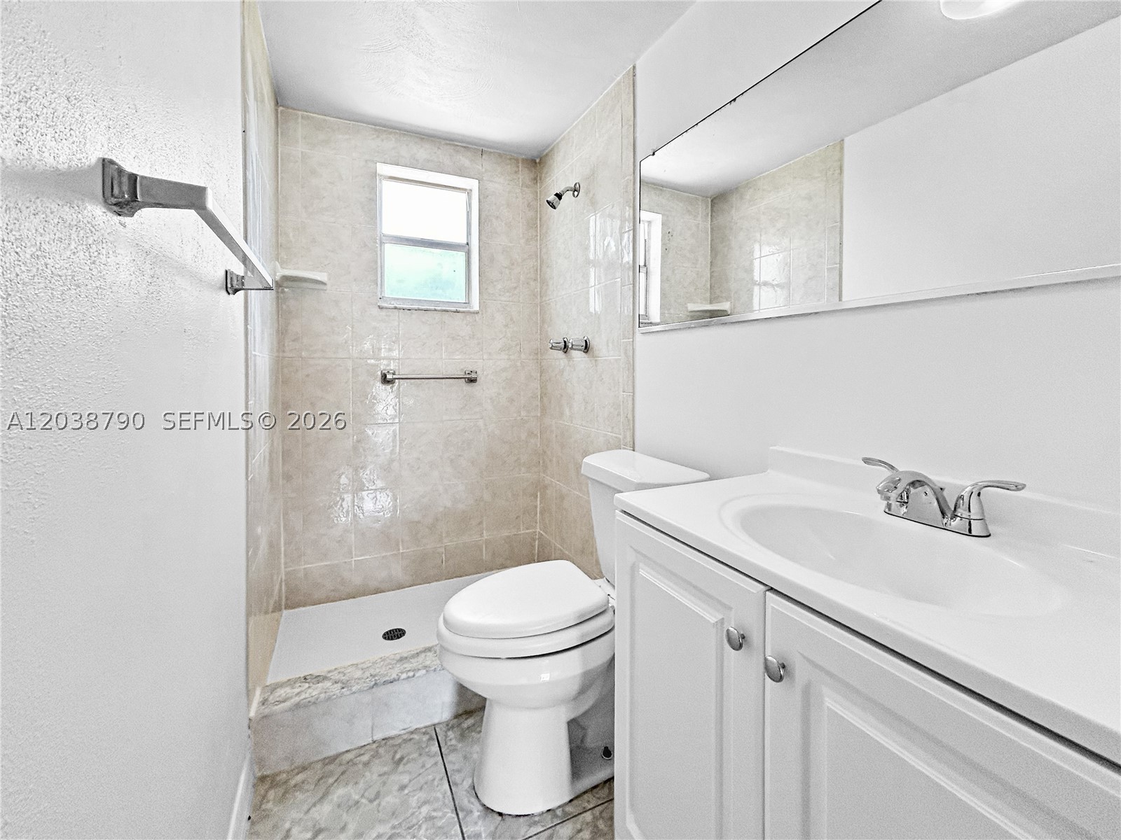 EMBASSY HILLS - Residential