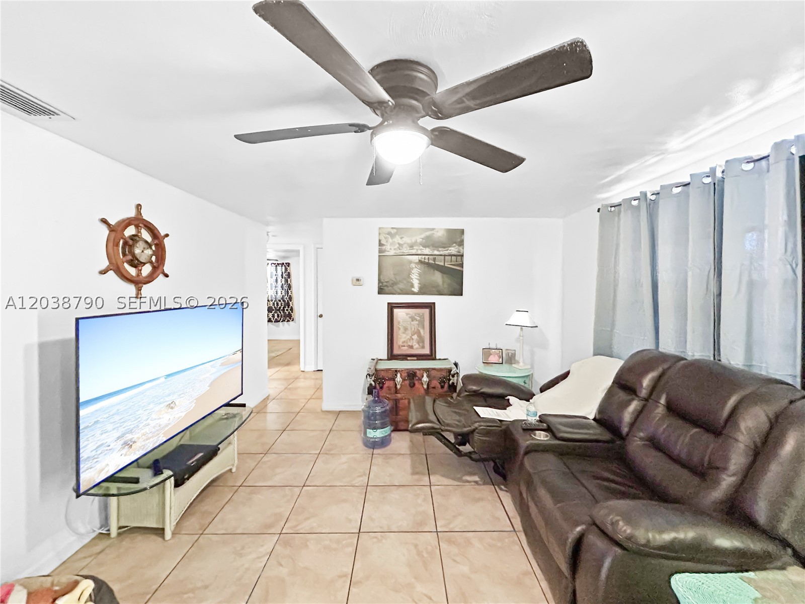 EMBASSY HILLS - Residential