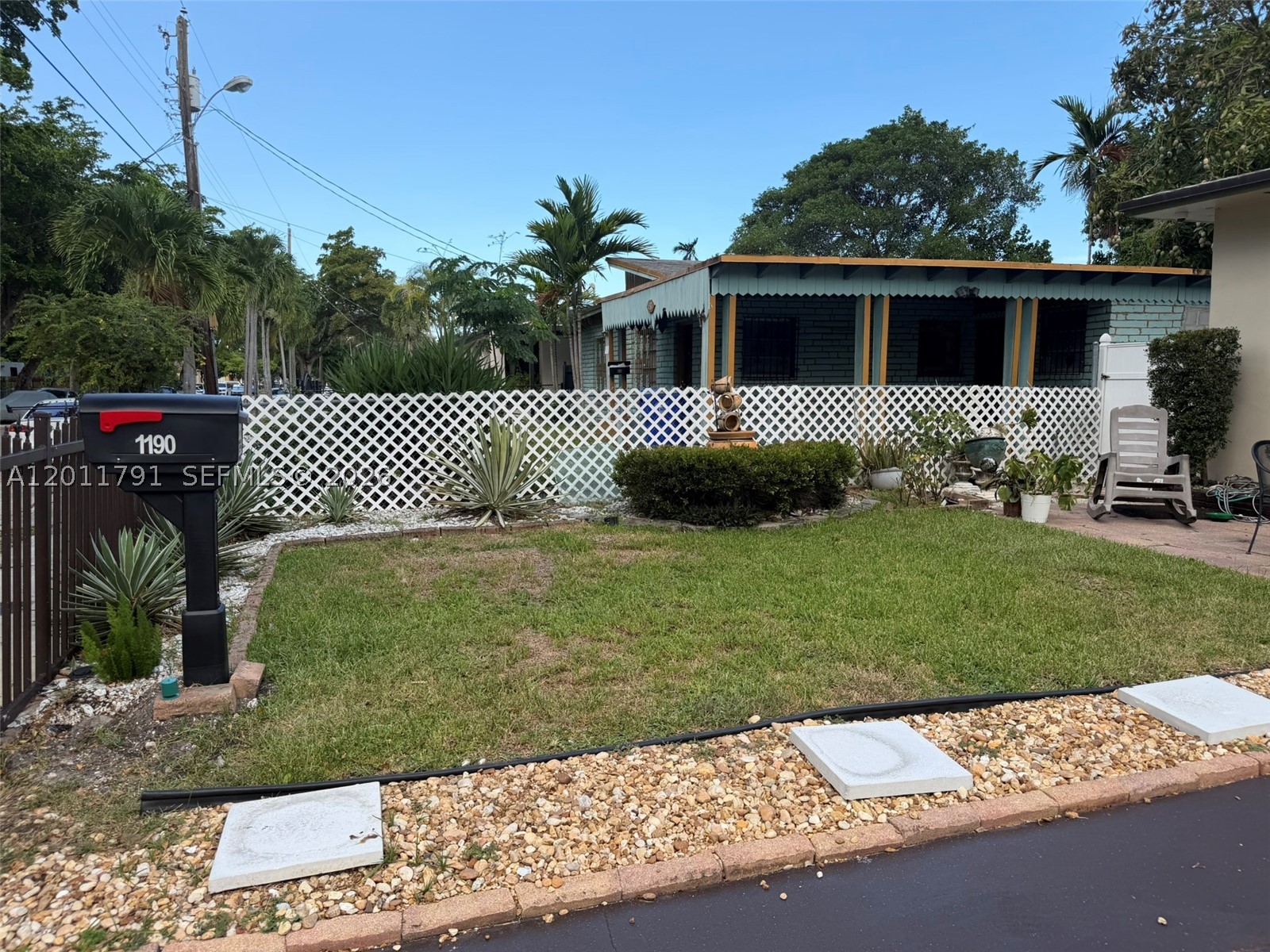 CRESTWOOD - Residential