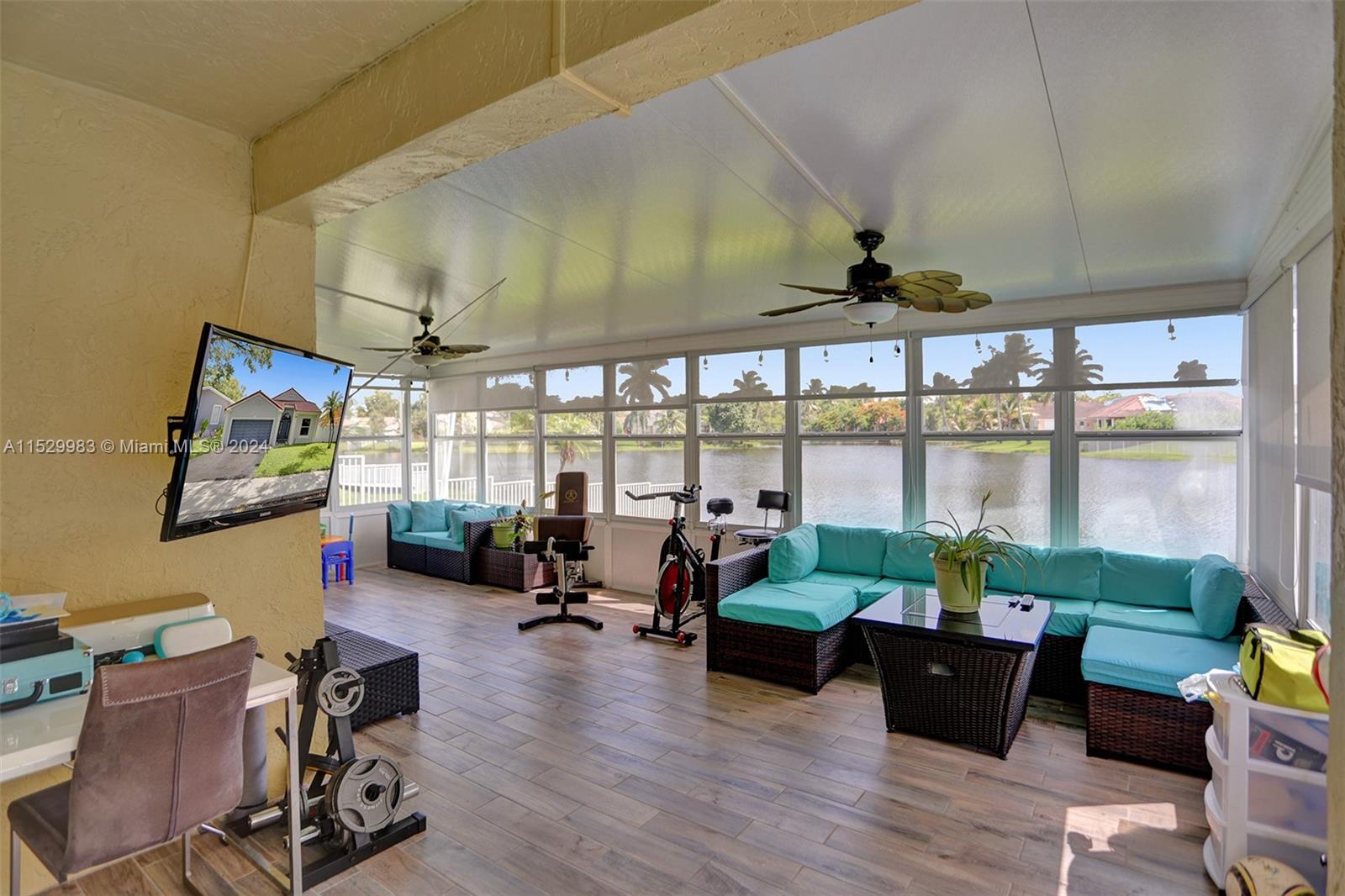 REPLAT OF PORTION - Residential Lease