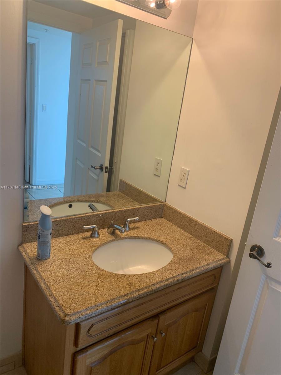 KEYSTONE PARK CONDO - Residential Lease