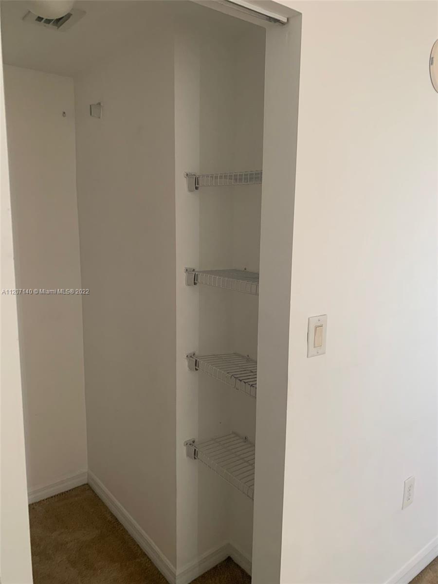 KEYSTONE PARK CONDO - Residential Lease