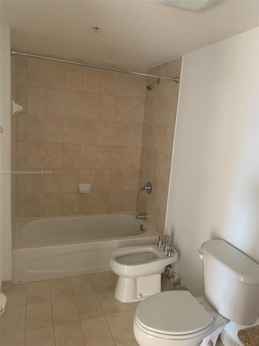 KEYSTONE PARK CONDO - Residential Lease