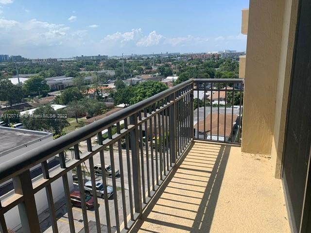 KEYSTONE PARK CONDO - Residential Lease