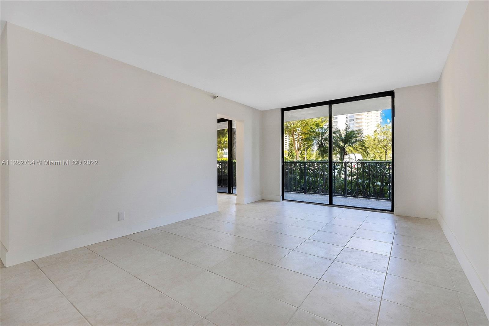 WINSTON TOWERS 700 CONDO - Residential Lease