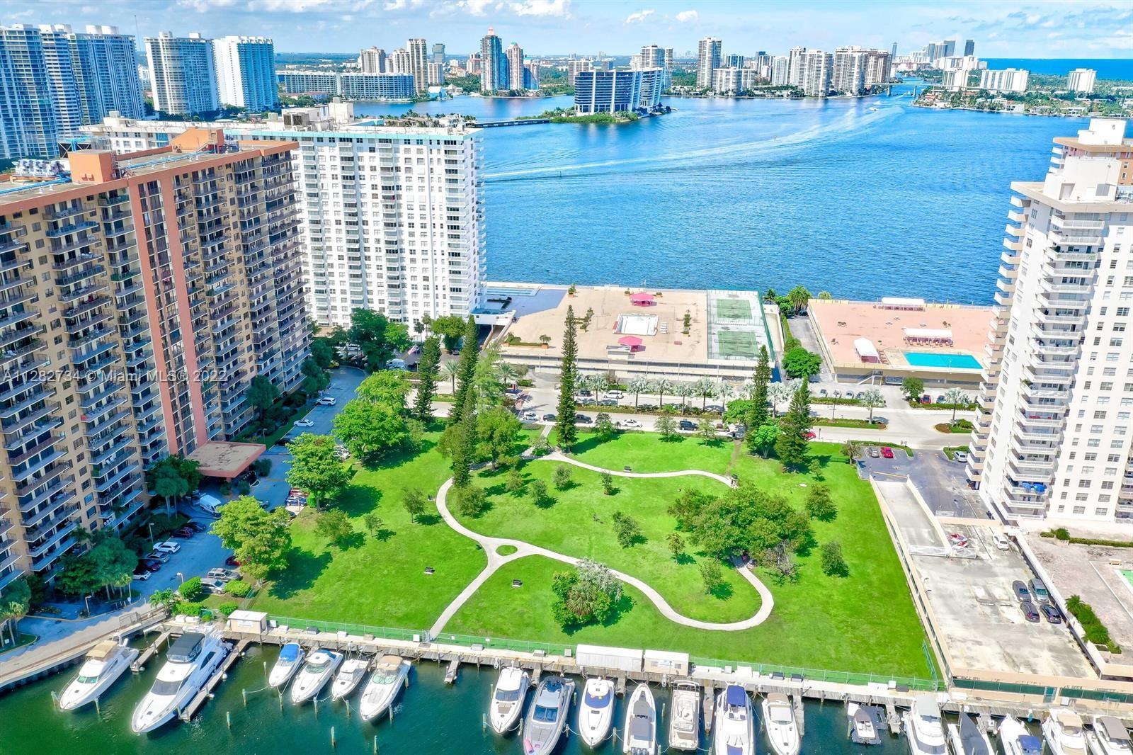 WINSTON TOWERS 700 CONDO - Residential Lease