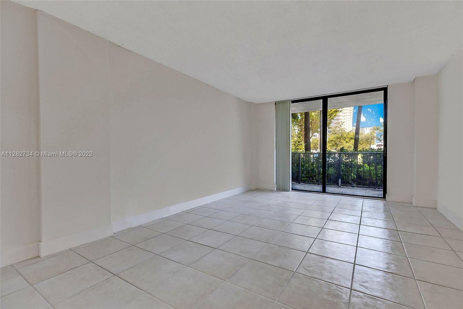 WINSTON TOWERS 700 CONDO - Residential Lease