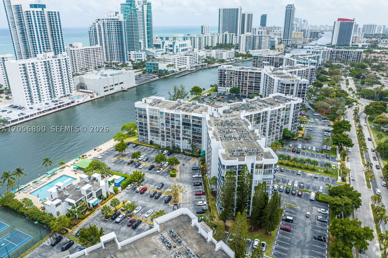 OCEANVIEW PARK CONDO - Residential