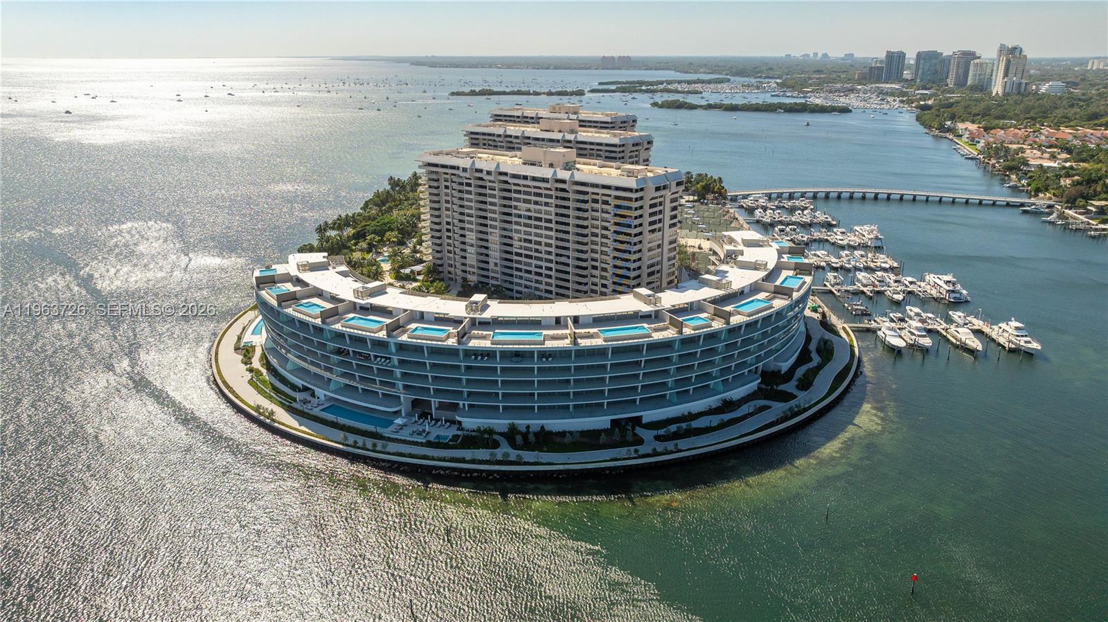 Vita Grove Isle - Residential