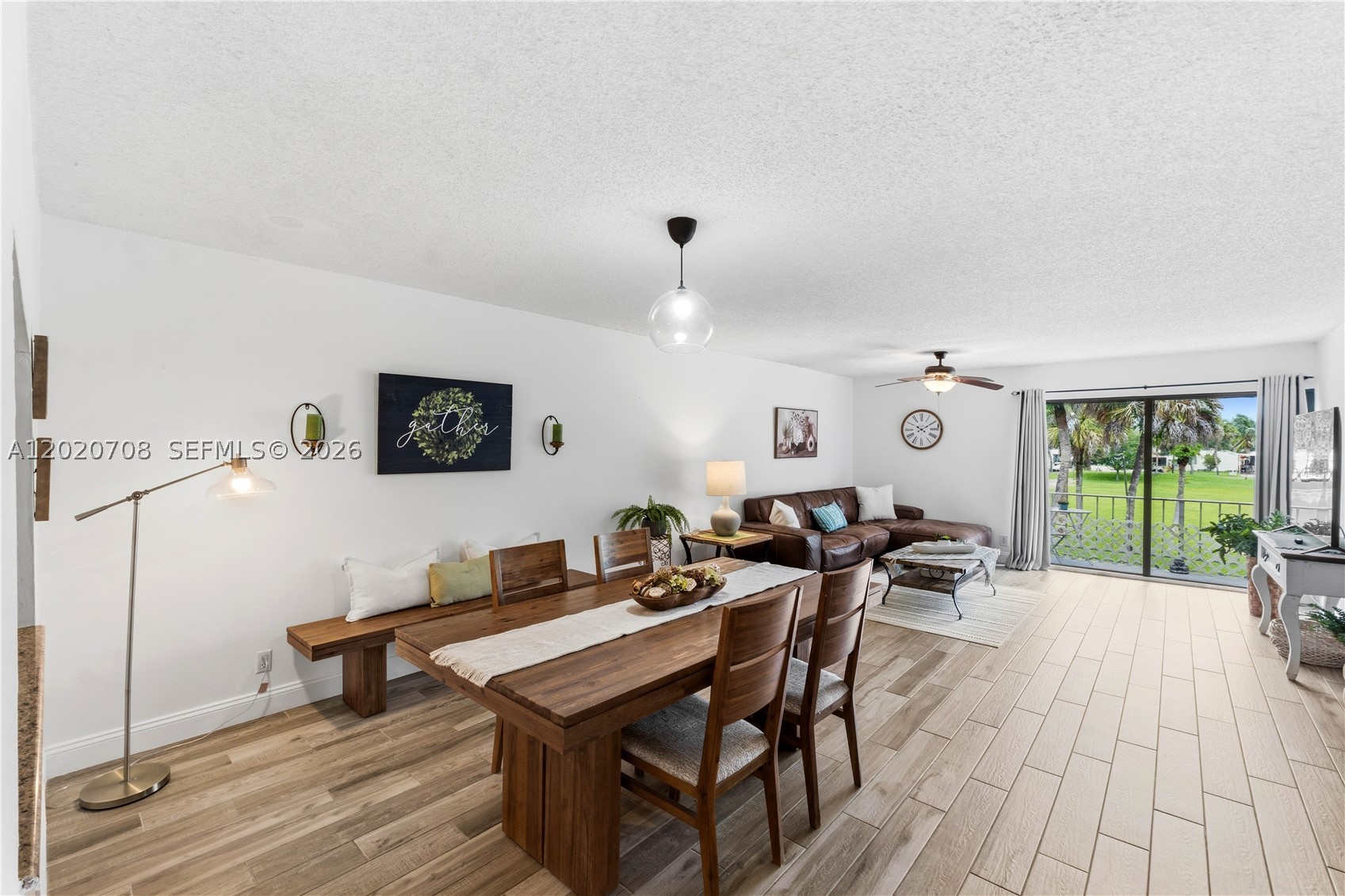 LAGO WEST CONDOMINIUM - Residential