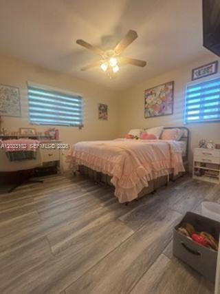 LOS ANGELES ESTS - Residential