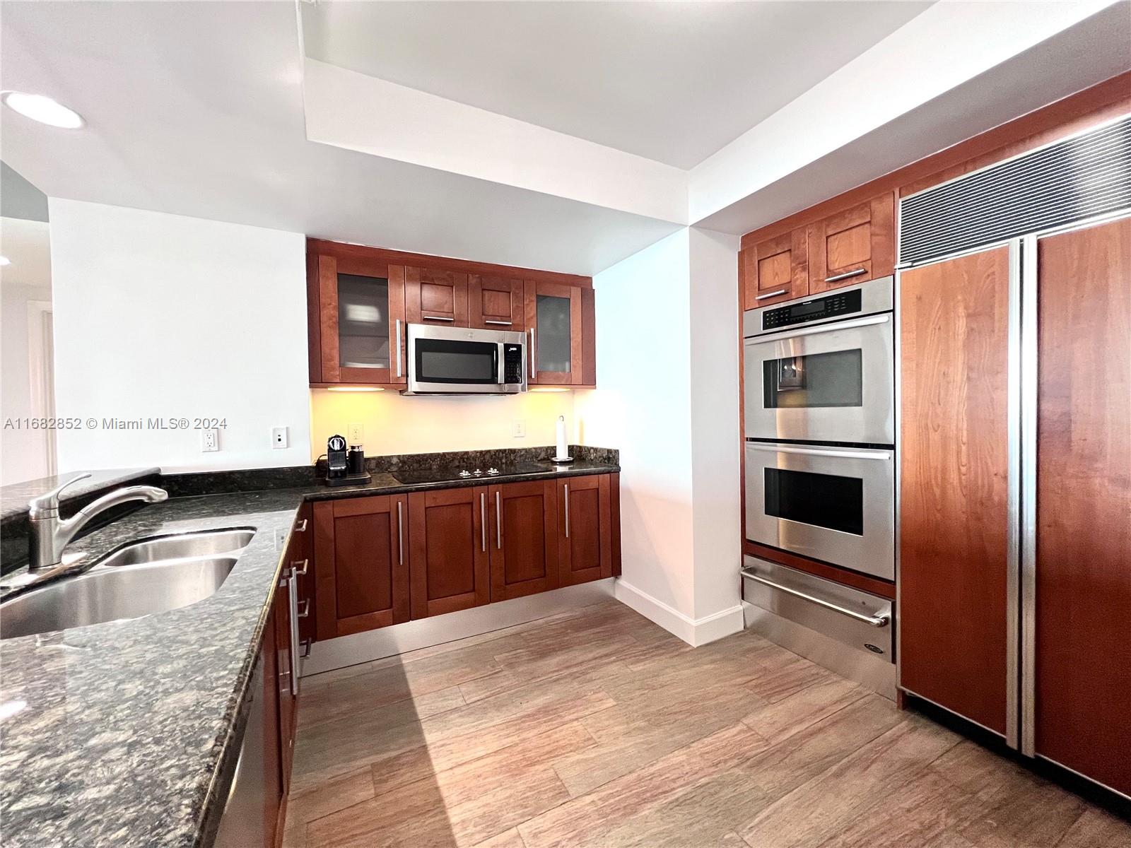 THE PENINSULA II CONDO - Residential Lease