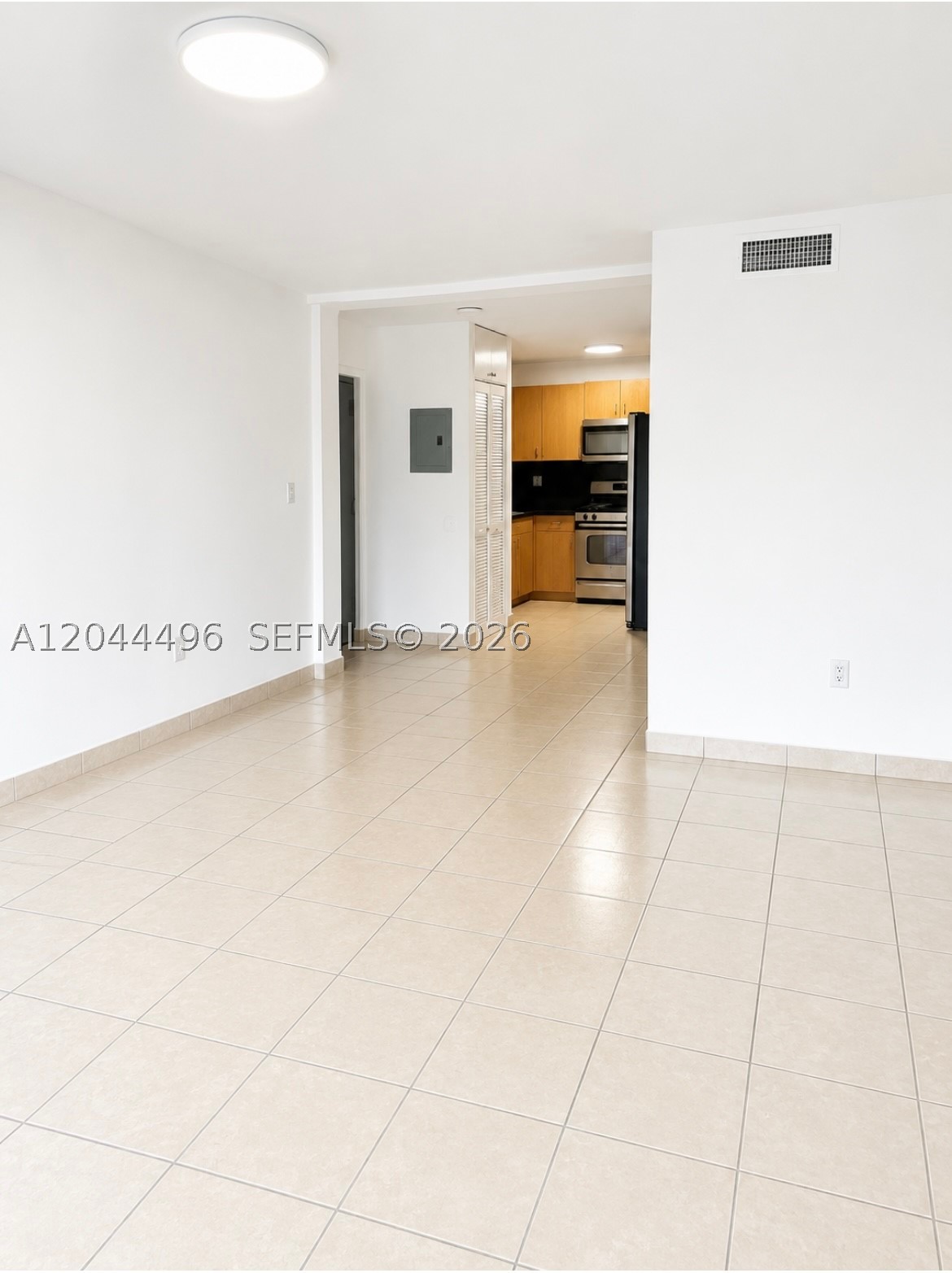 EASTERN SHORES MANOR - Residential Lease