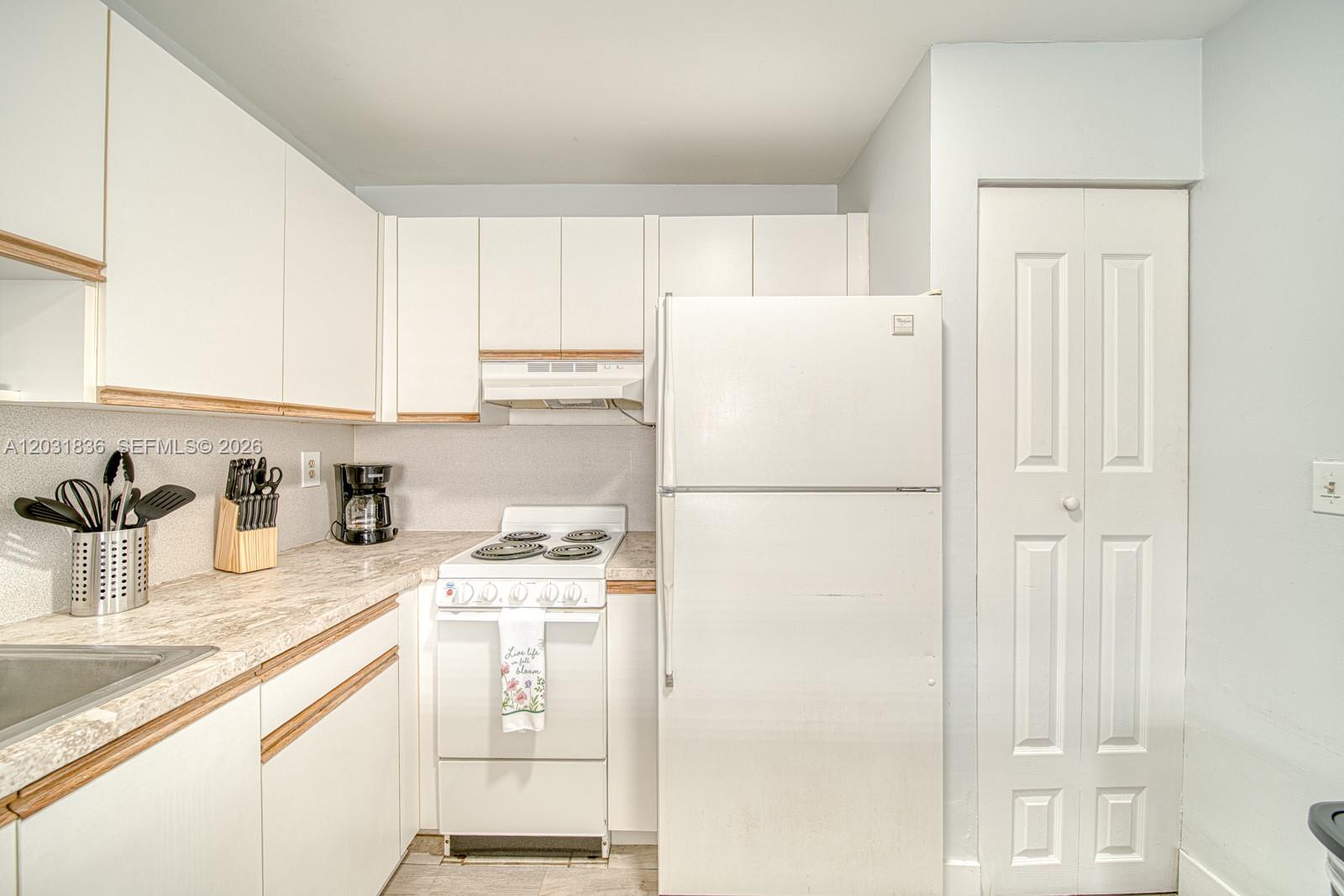 1ST ADDN HARWOOD VILLAGE - Residential Lease