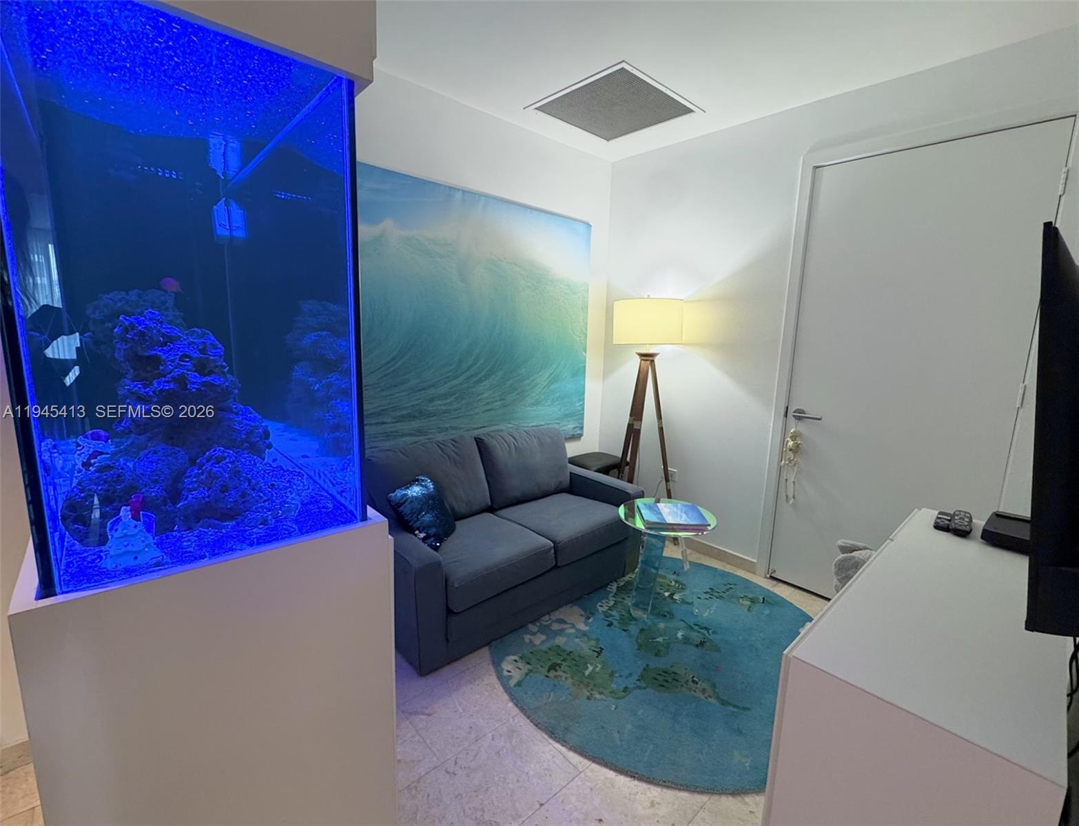 REACH CONDO - Residential