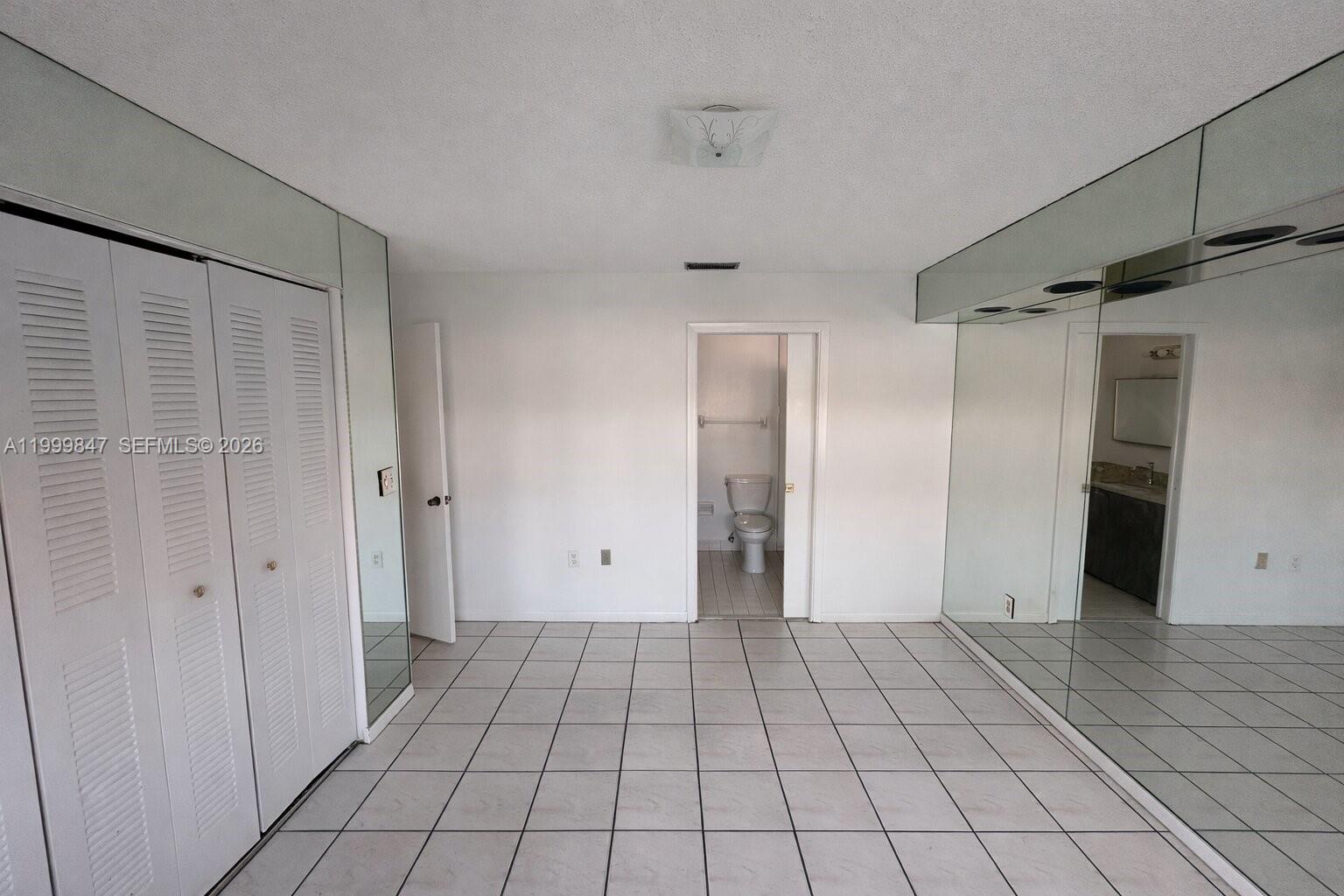 EL PRADO XI CONDO - Residential