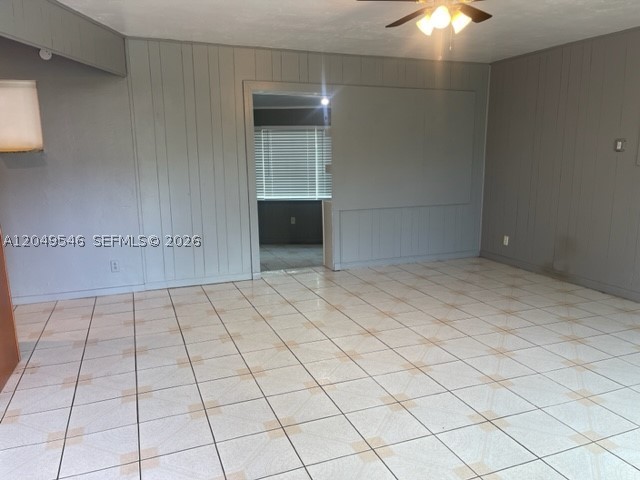 LAUDERDALE VILLAS - Residential
