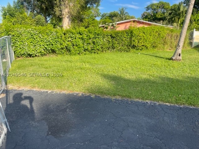 LAUDERDALE VILLAS - Residential