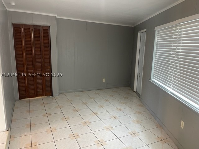 LAUDERDALE VILLAS - Residential