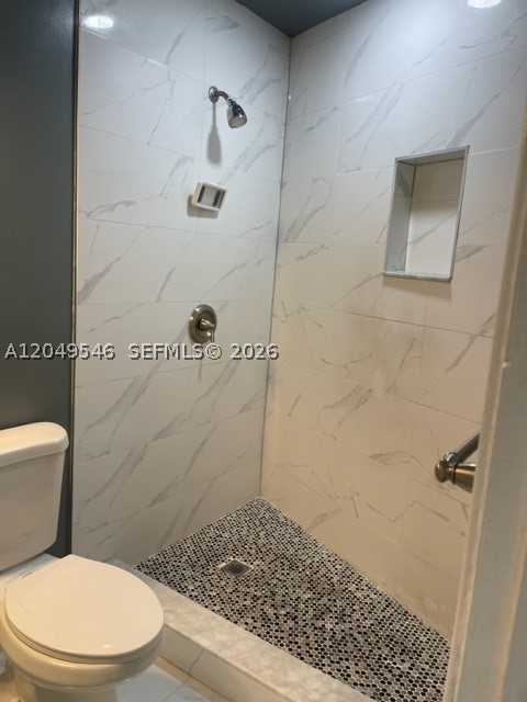 LAUDERDALE VILLAS - Residential