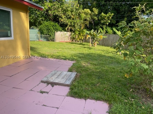 LAUDERDALE VILLAS - Residential