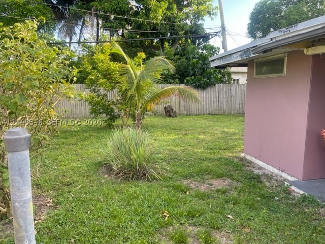 LAUDERDALE VILLAS - Residential