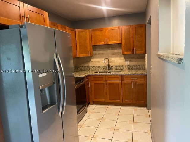 LAUDERDALE VILLAS - Residential