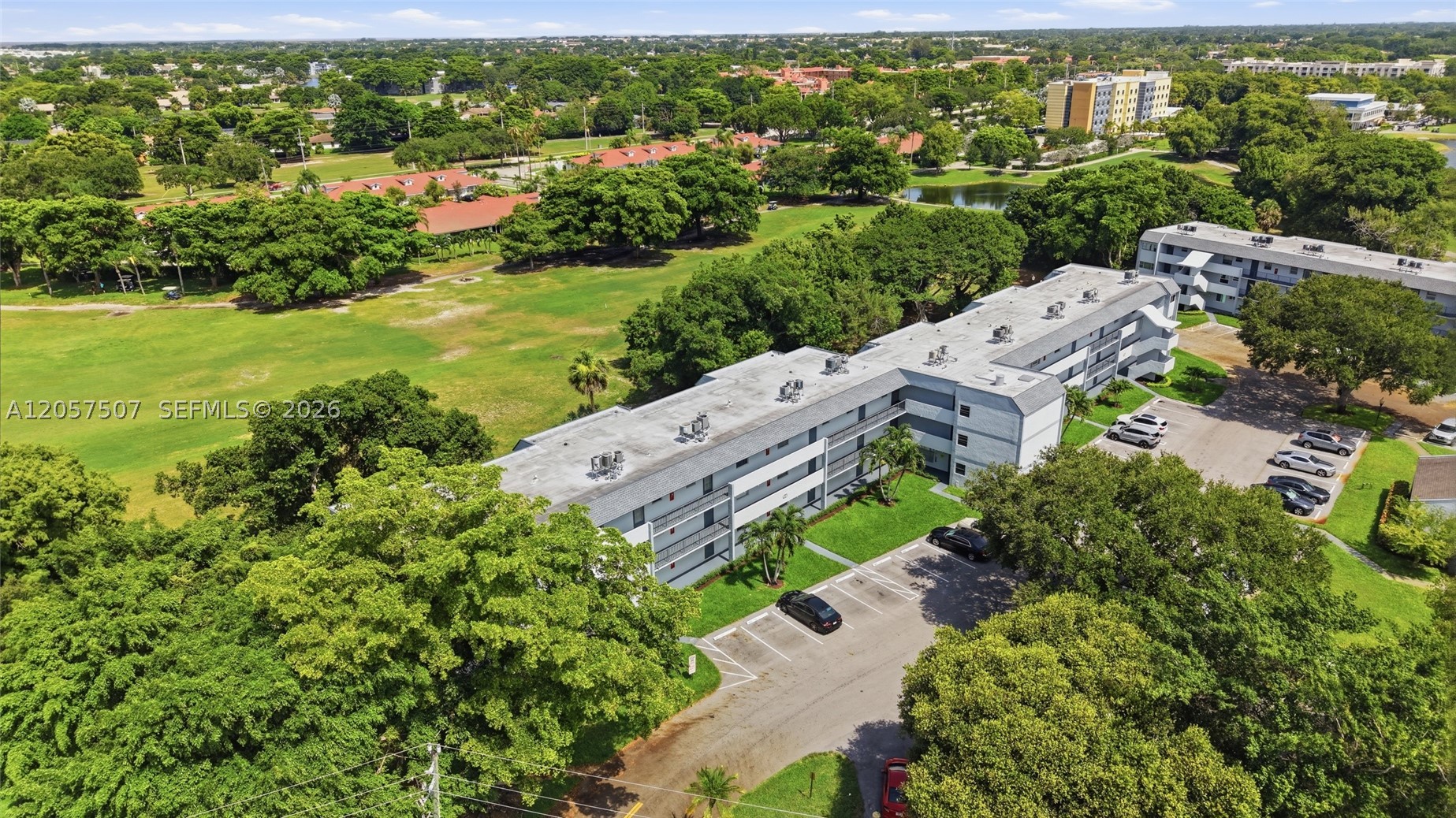 SANDS POINT CONDOMINIUM V - Residential