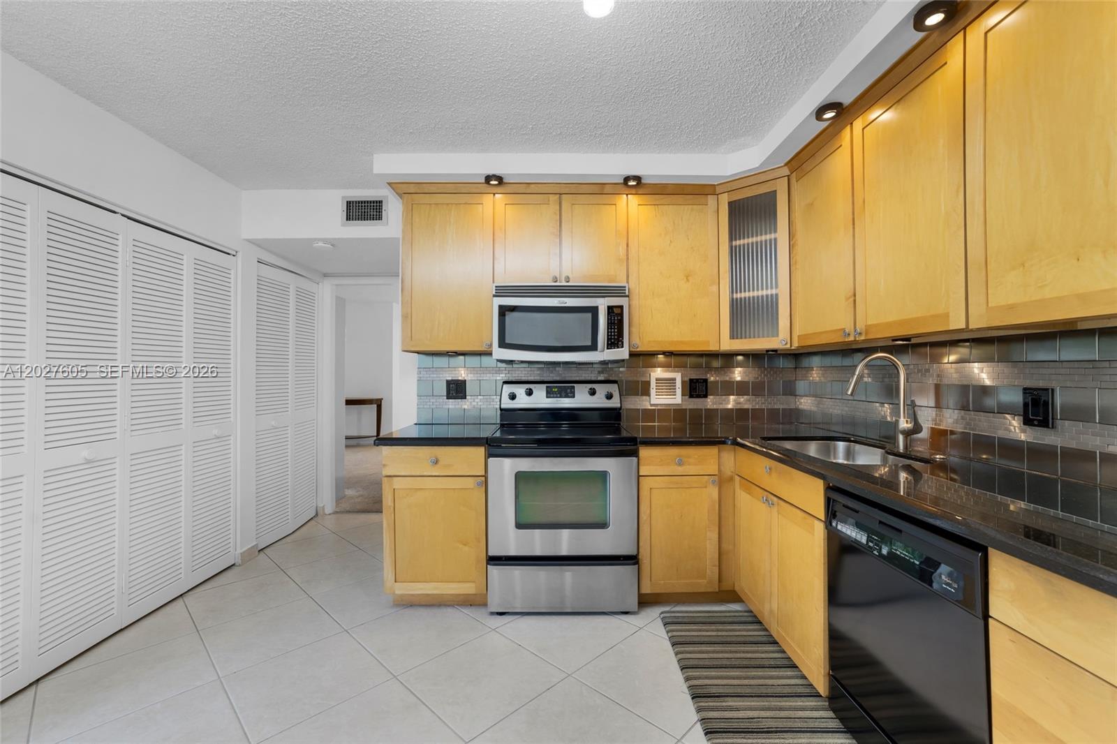 GRANDVIEW AT EMERALD HILL - Residential