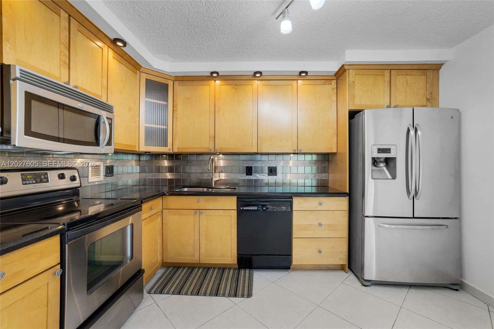 GRANDVIEW AT EMERALD HILL - Residential