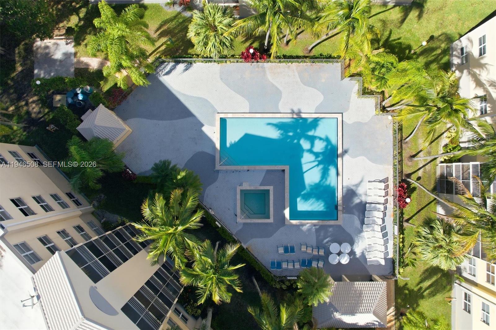 LAS VISTAS AT DORAL CONDO - Residential