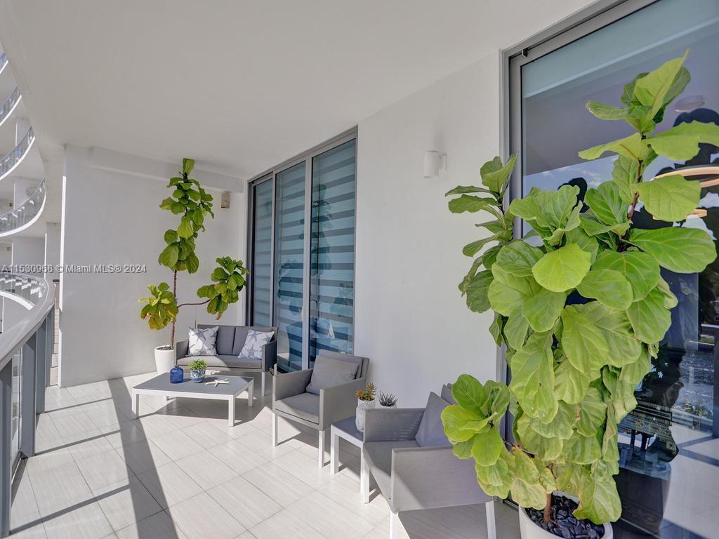 ECHO CONDO - Residential