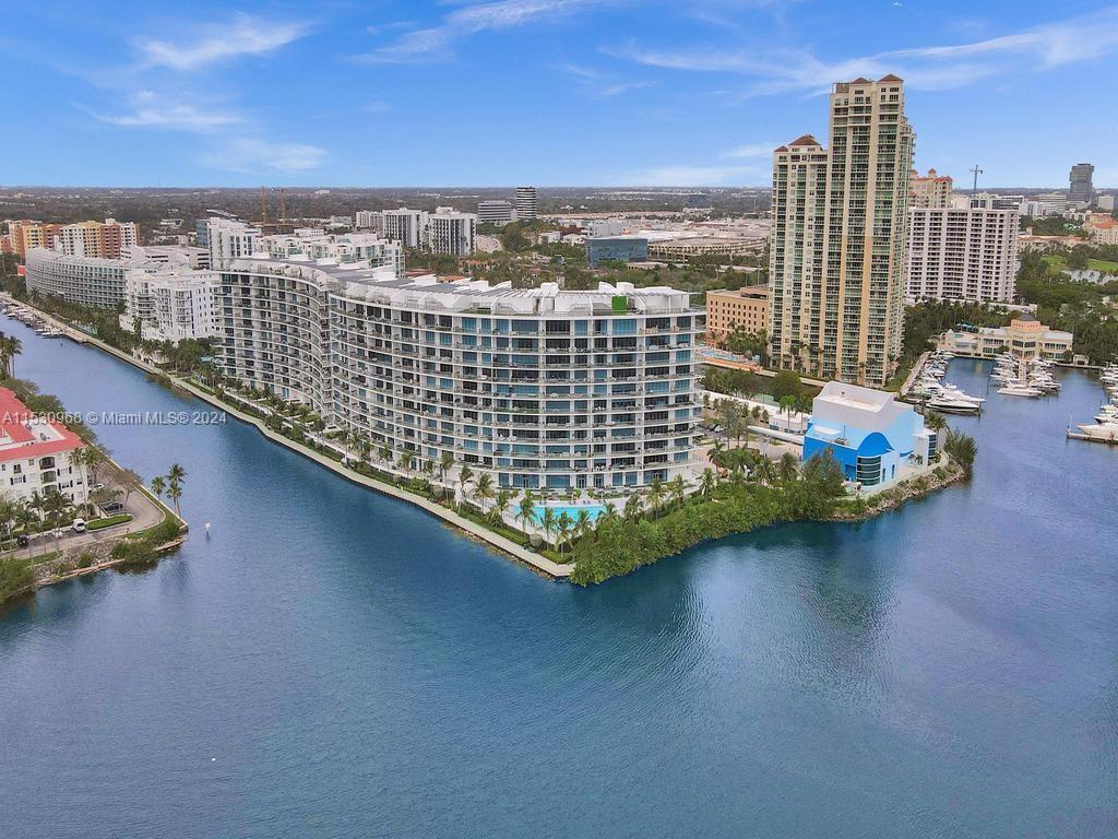 ECHO CONDO - Residential