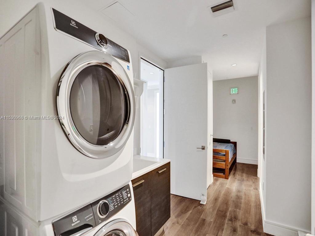 ECHO CONDO - Residential